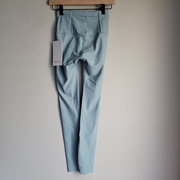 Lululemon Zoned In Tight 27” *Envelope Pocket size 4 NWT - Picture 8 of 12